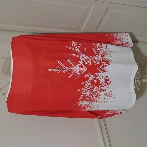 WOMEN'S Top - Picture 2 of 6